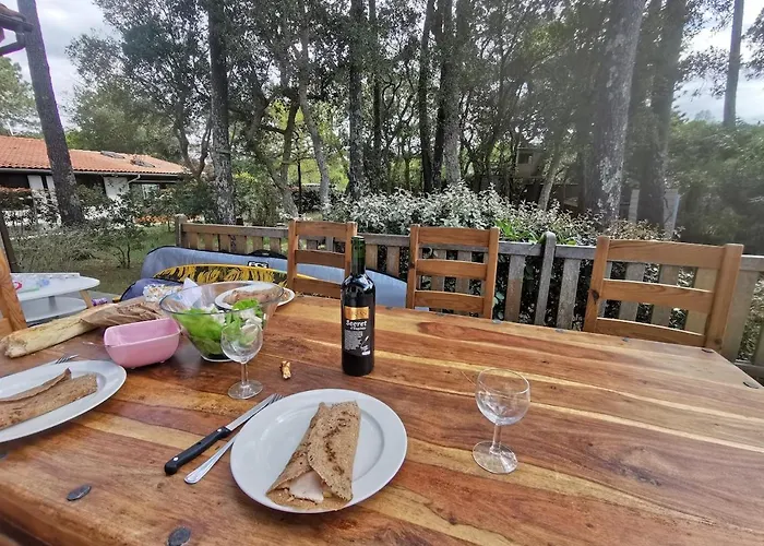 Holiday home Des Hauts Pins *