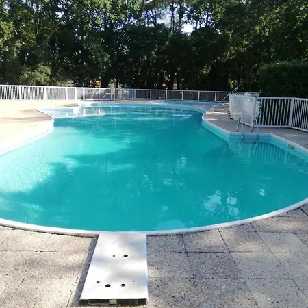 Des Hauts Pins أوندريز